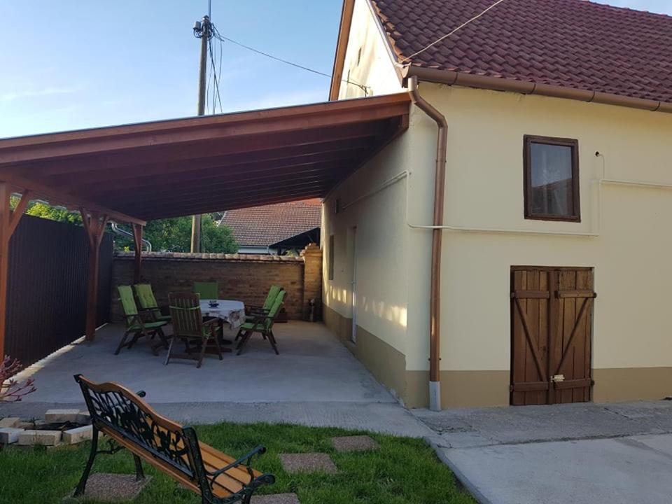 Dm Vendeghaz Villány Exteriér fotografie